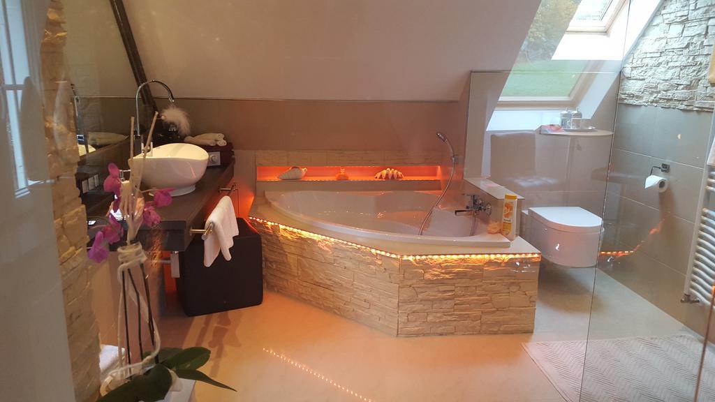 Gaestezimmer Im Haus Am Wald فرودنستاد المظهر الخارجي الصورة